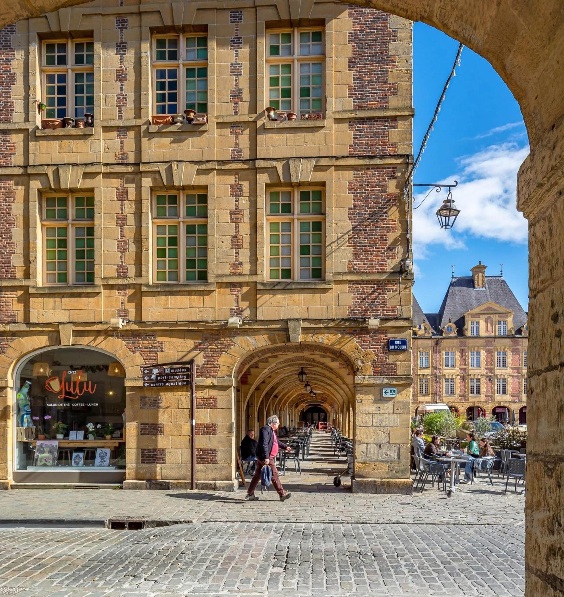 Le Petit Ardennais Charleville-Mézières Екстериор снимка