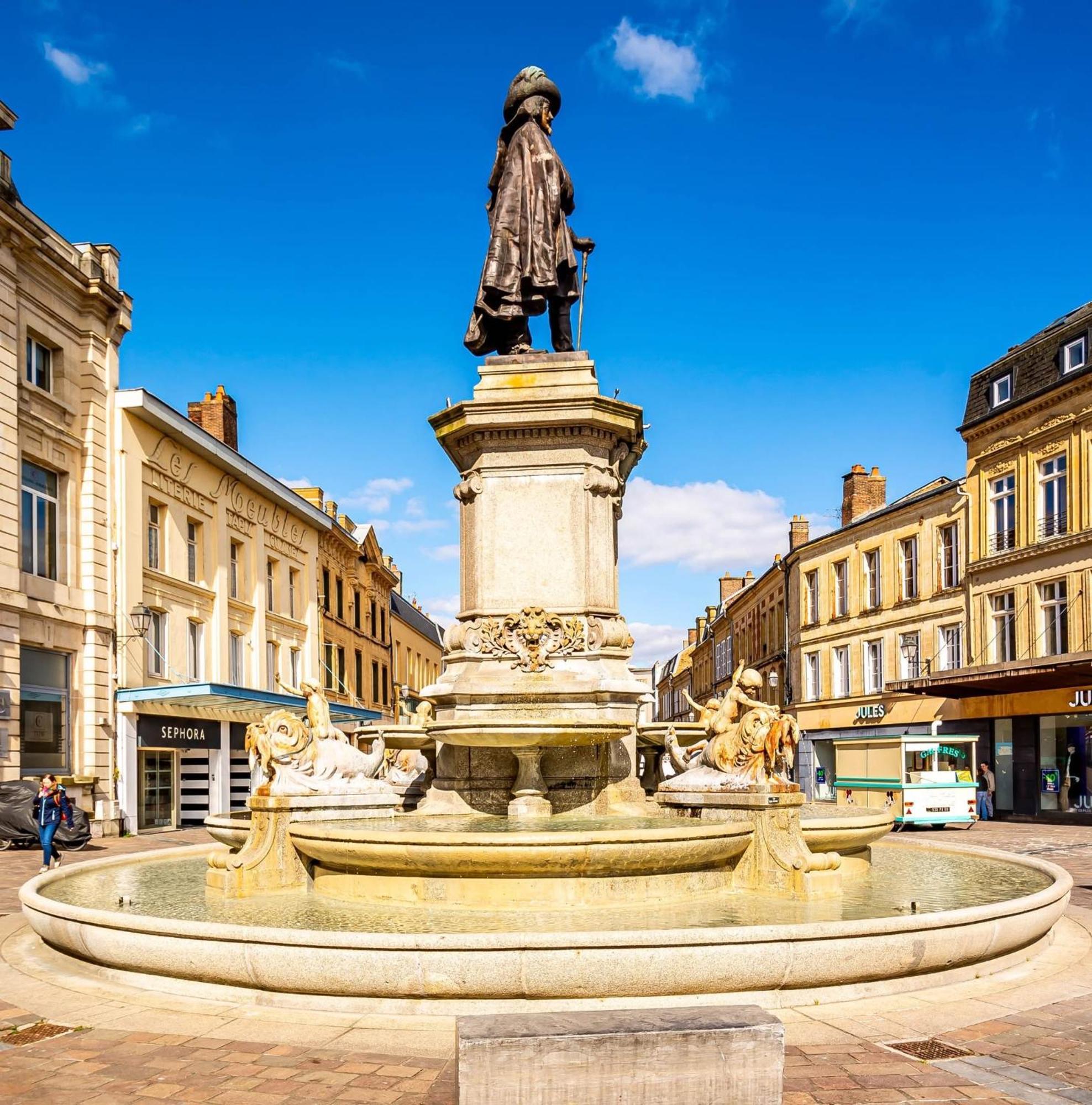 Le Petit Ardennais Charleville-Mézières Екстериор снимка