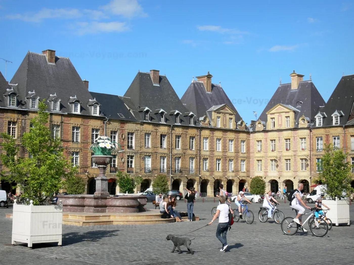 Le Petit Ardennais Charleville-Mézières Екстериор снимка