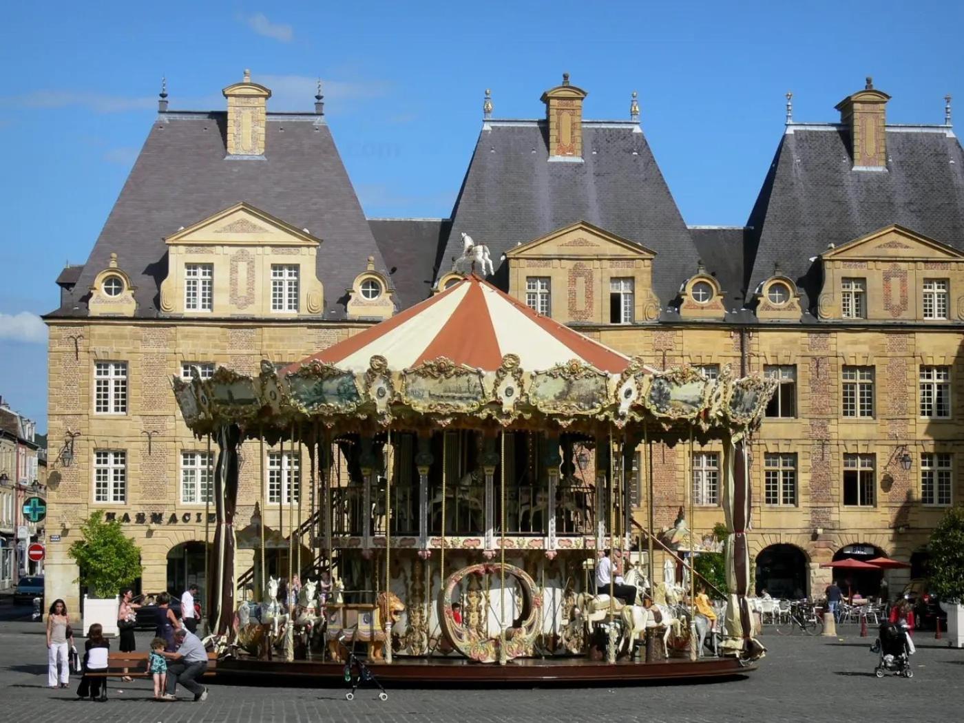 Le Petit Ardennais Charleville-Mézières Екстериор снимка